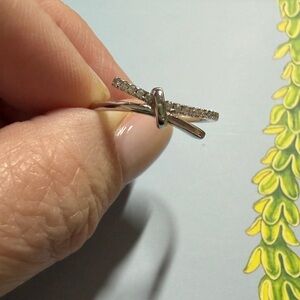 Elegant Sterling Silver 925 Knot Ring Size 6.5